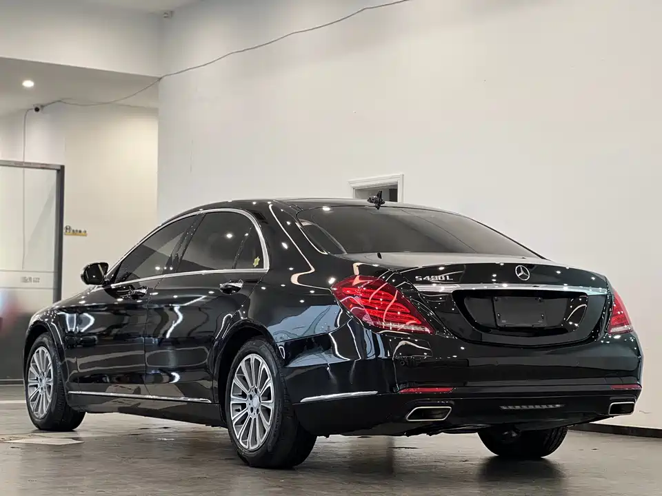 Mercedes-Benz S-class Mercedes-Benz S-class