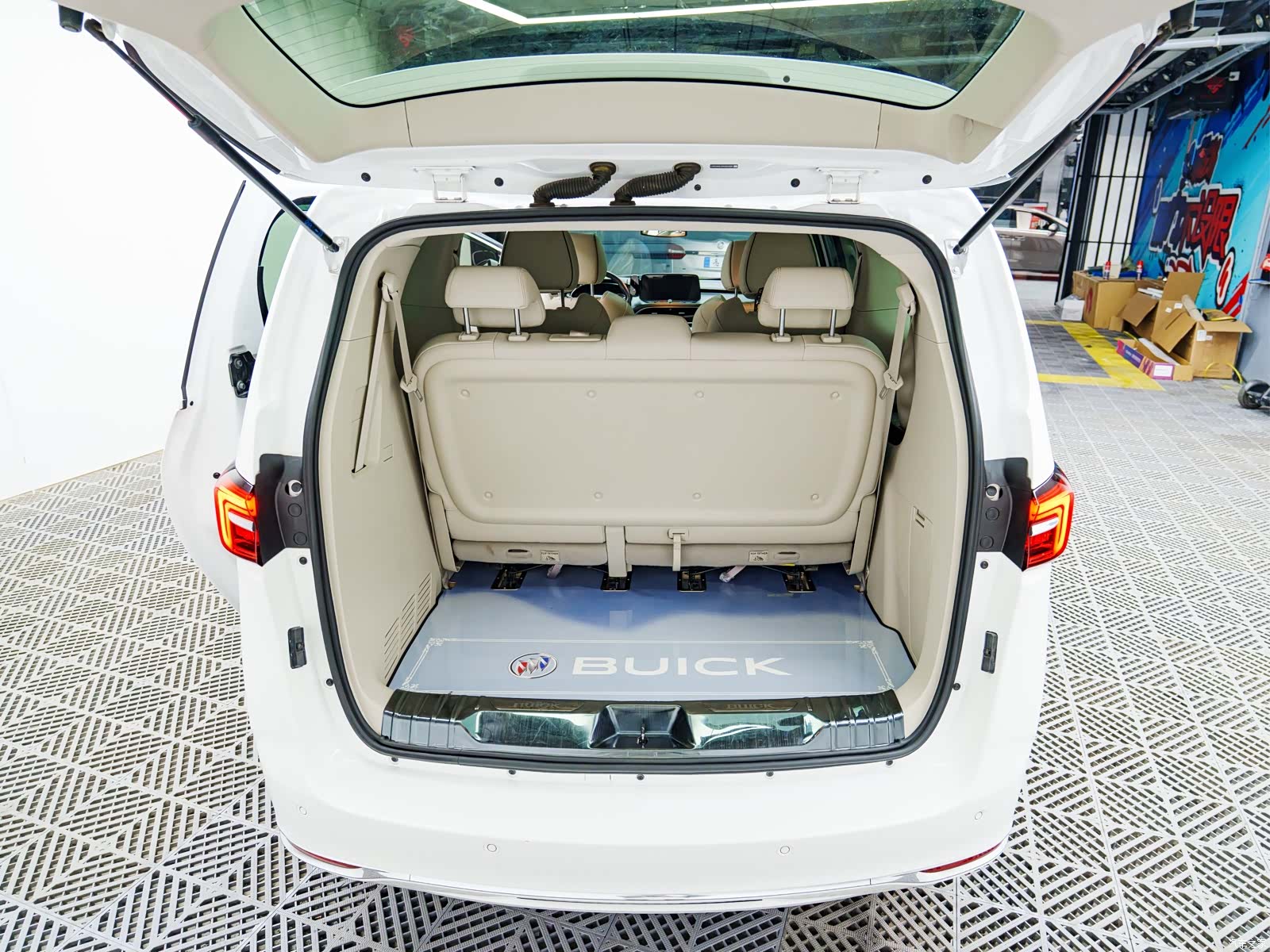 Buick GL8, 2022 21