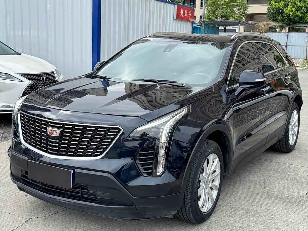Cadillac XT4