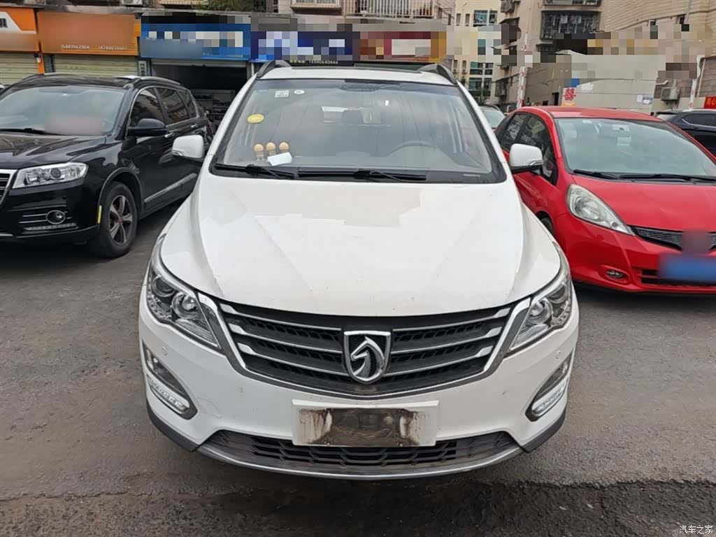 Wuling 560, 2017 3