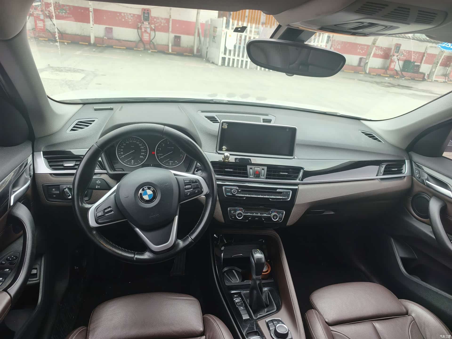 BMW X1, 2016 все фото