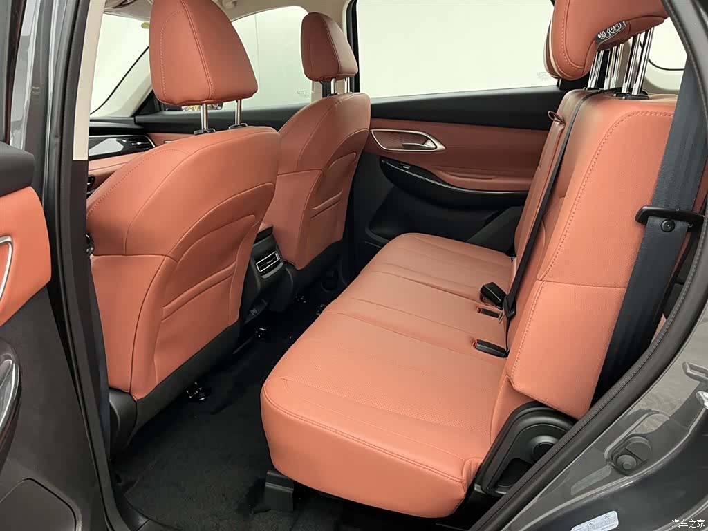 Changan CS75, 2025 11