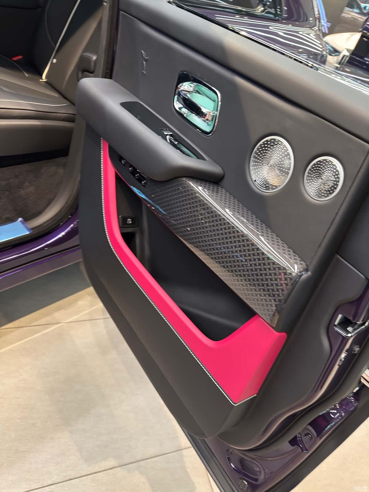 Rolls-Royce Cullinan, 2026 8