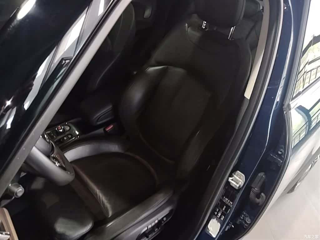 Mini Countryman, 2019 15