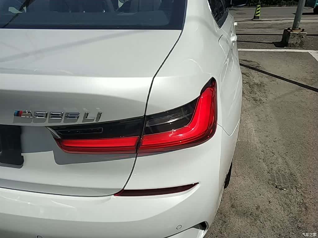 BMW 3 Series, 2022 8
