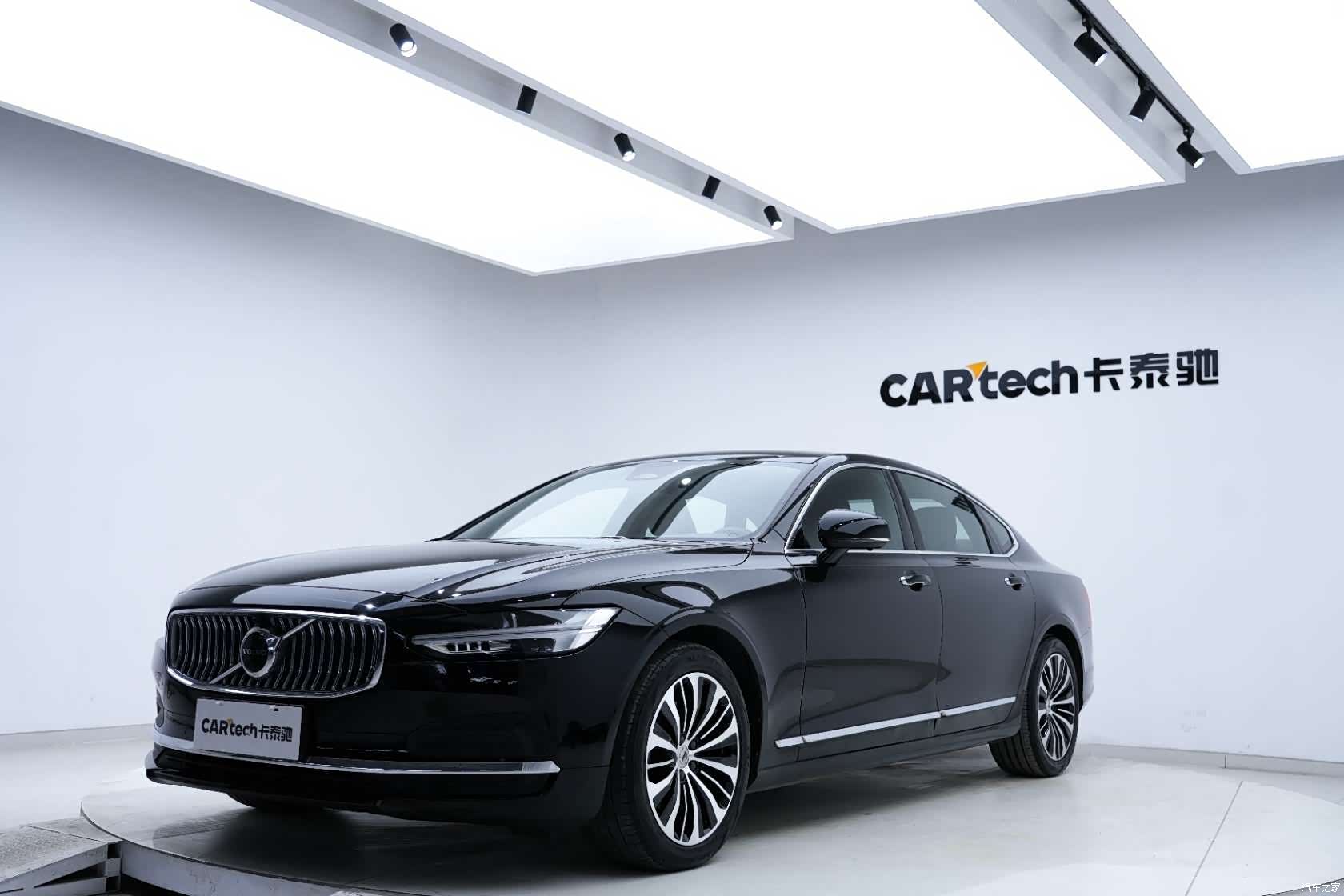 Volvo S90, 2023 4
