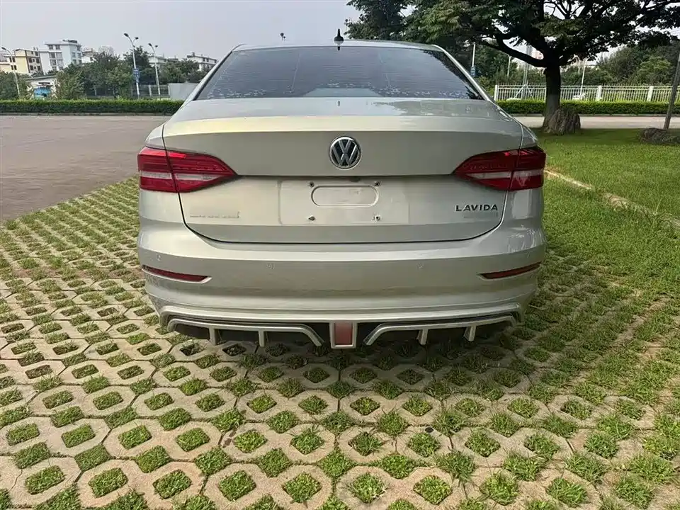 Volkswagen Lavida