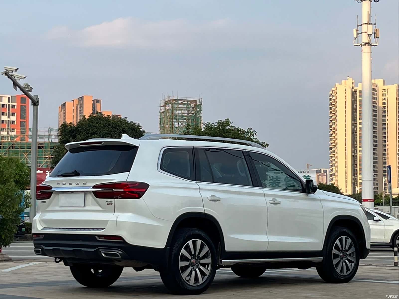 Roewe RX8, 2020 7