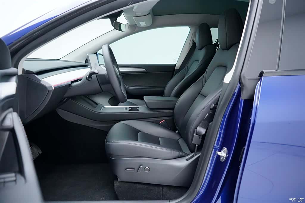Tesla Model Y, 2024 4