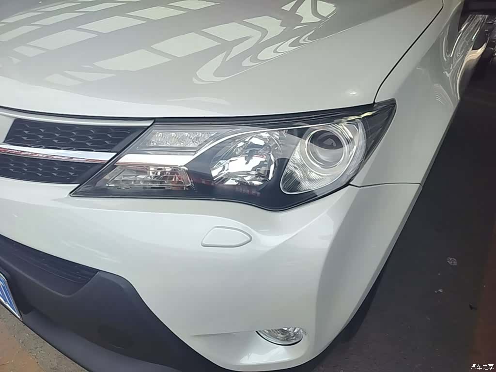Toyota RAV4, 2015 24