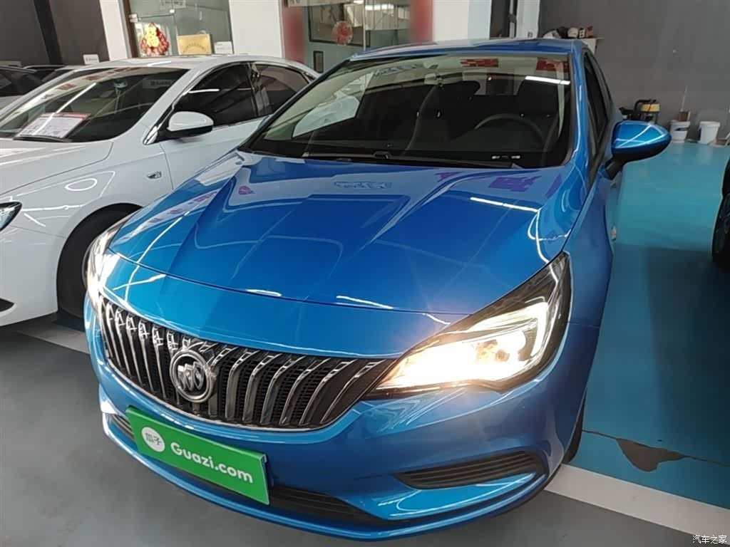 Buick Verano, 2017 1