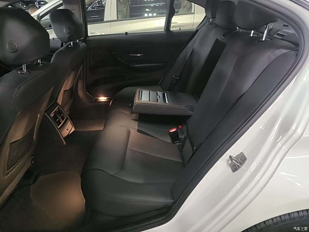 BMW 3 Series, 2017 17
