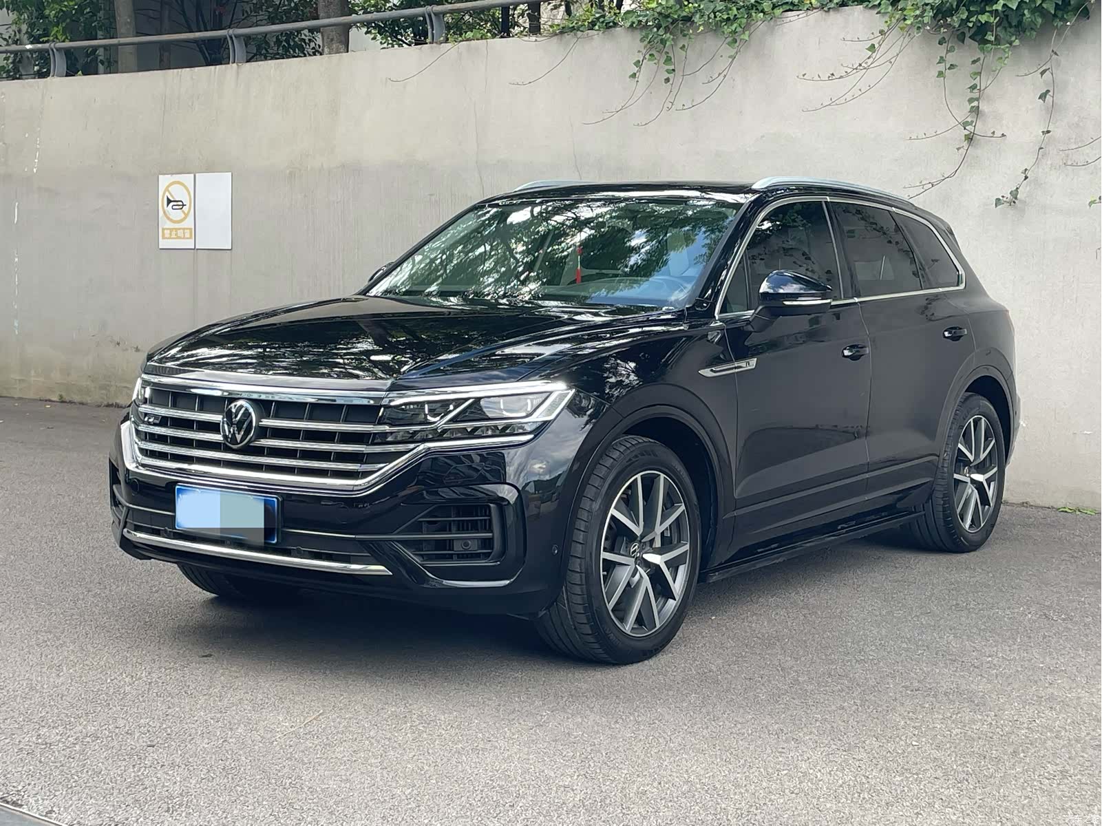 Volkswagen Touareg, 2021 1