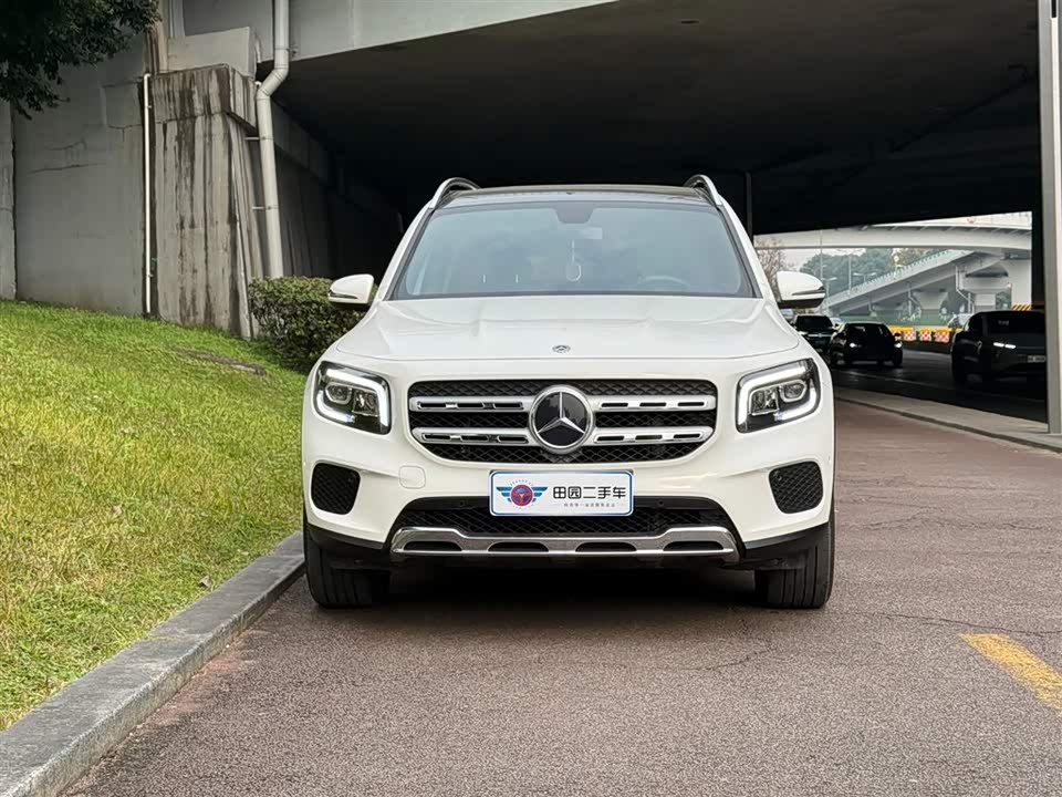 Mercedes-Benz GLB