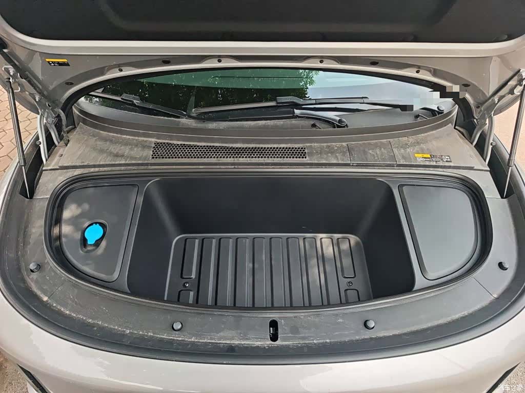Li Auto i6, 2026 11