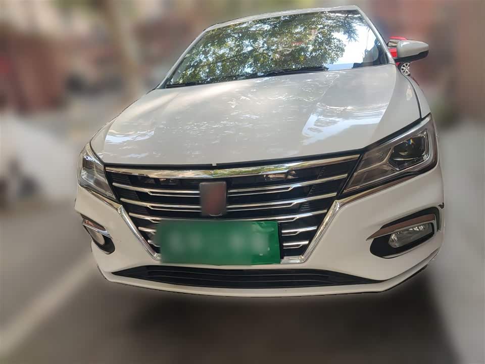 Roewe i5