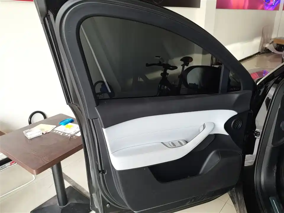NIO ES6