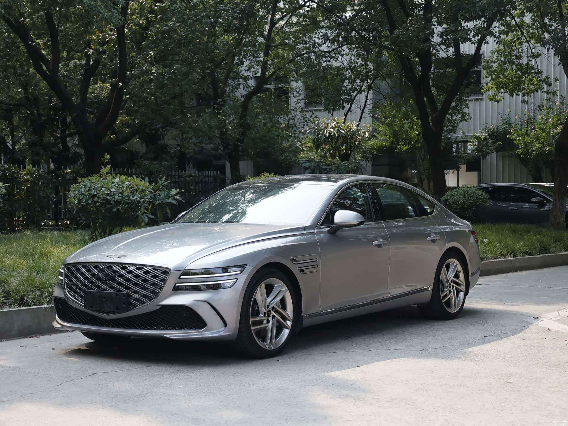 Genesis G80, 2024 1