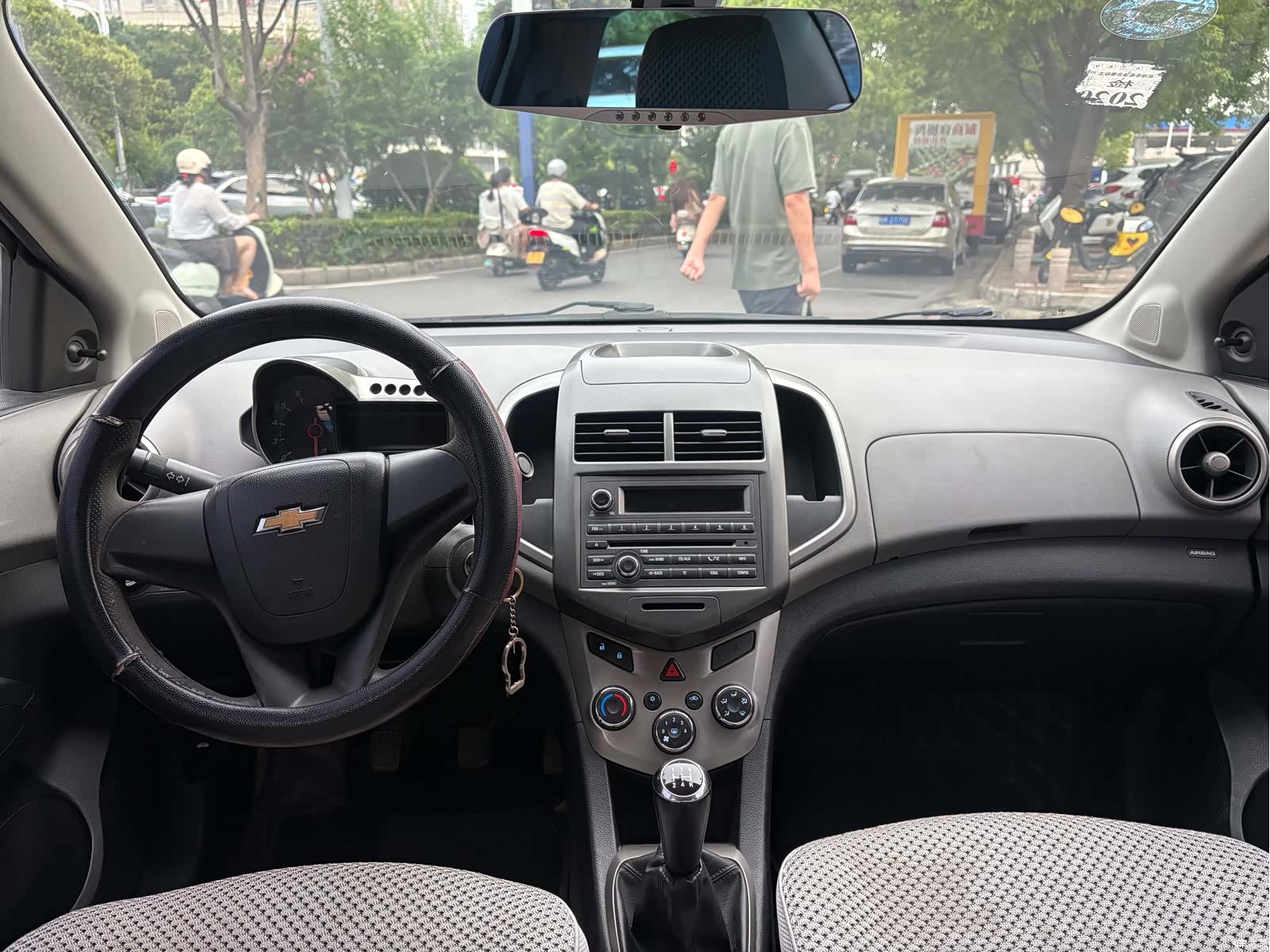 Chevrolet SL, 2012 6