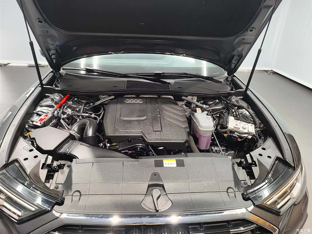 Audi A6L, 2024 8