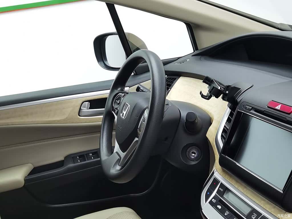 Honda Jade, 2014 22