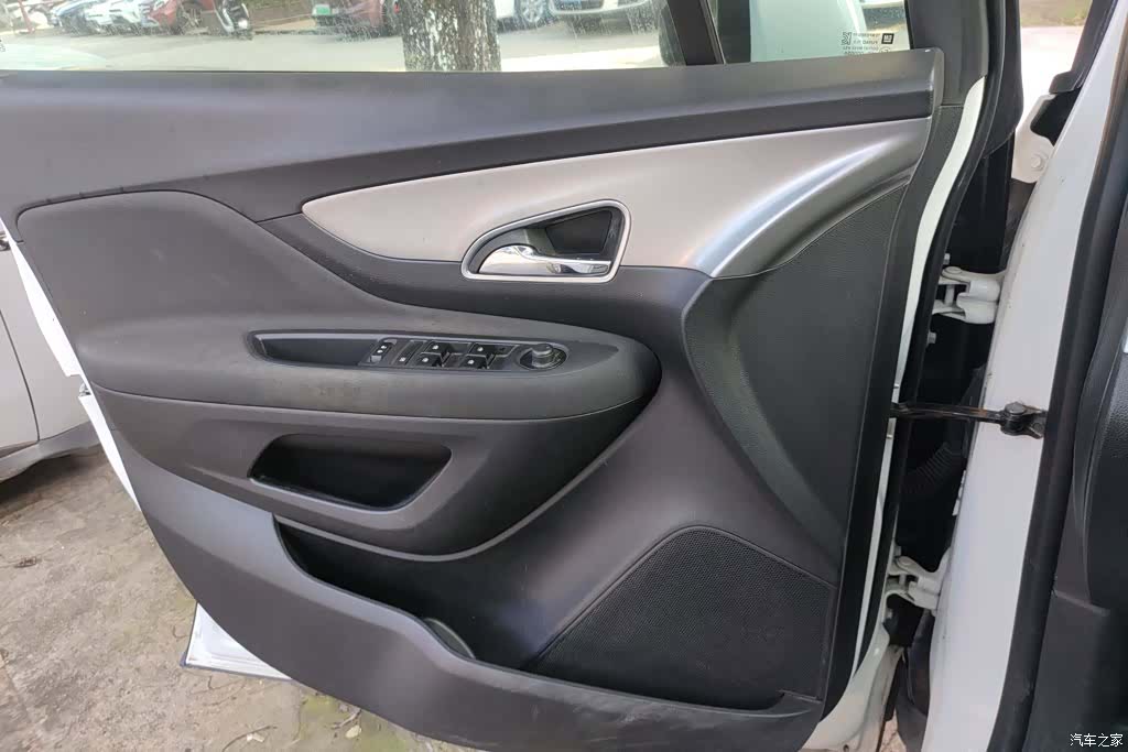 Buick Encore, 2015 7