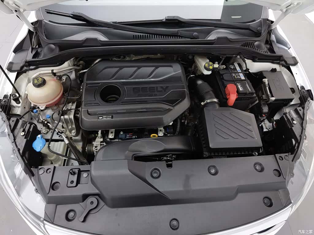 Geely Emgrand, 2021 6