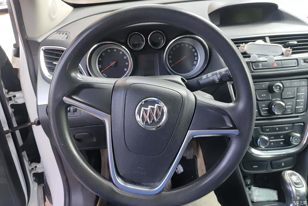 Buick Encore, 2015 15