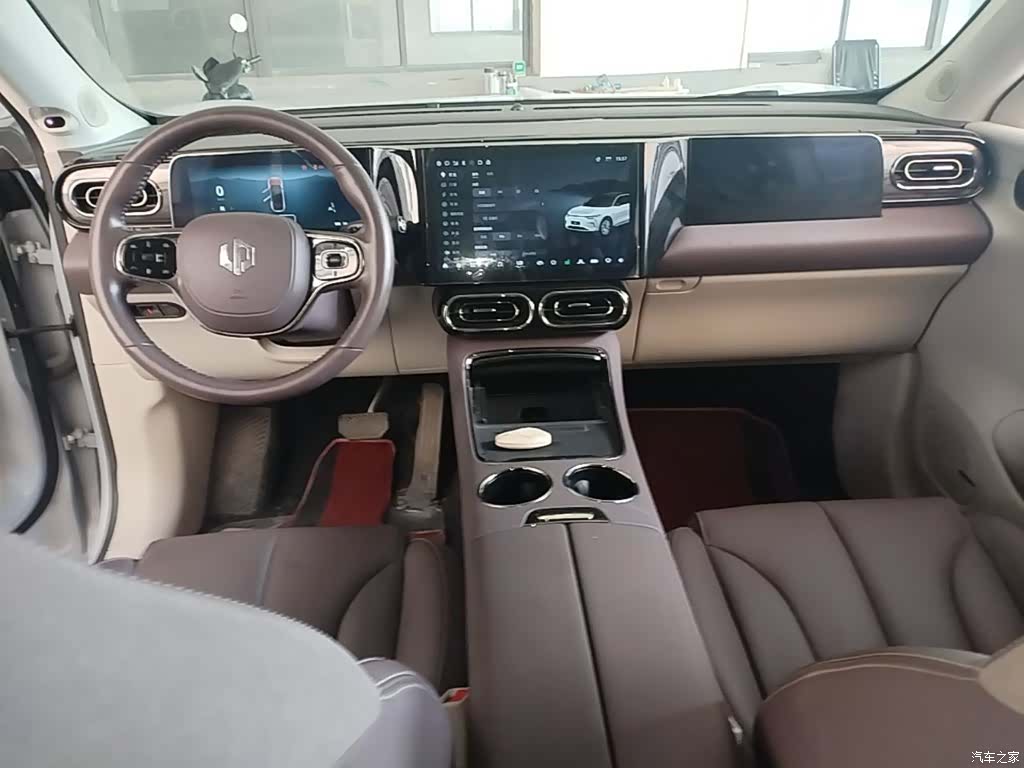 Leapmotor C11, 2022 10