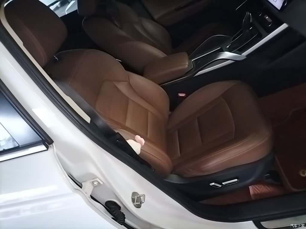 Geely Boyue, 2017 25