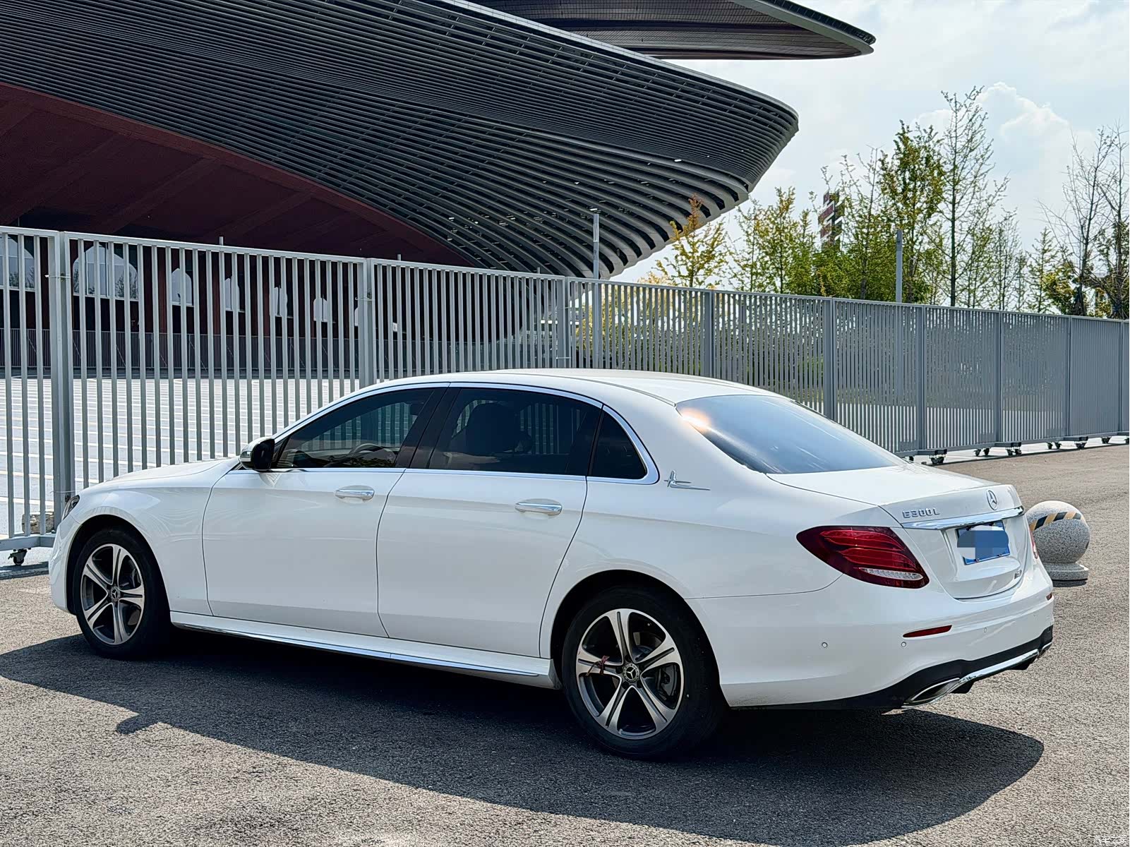 Mercedes-Benz E-Class, 2019 6