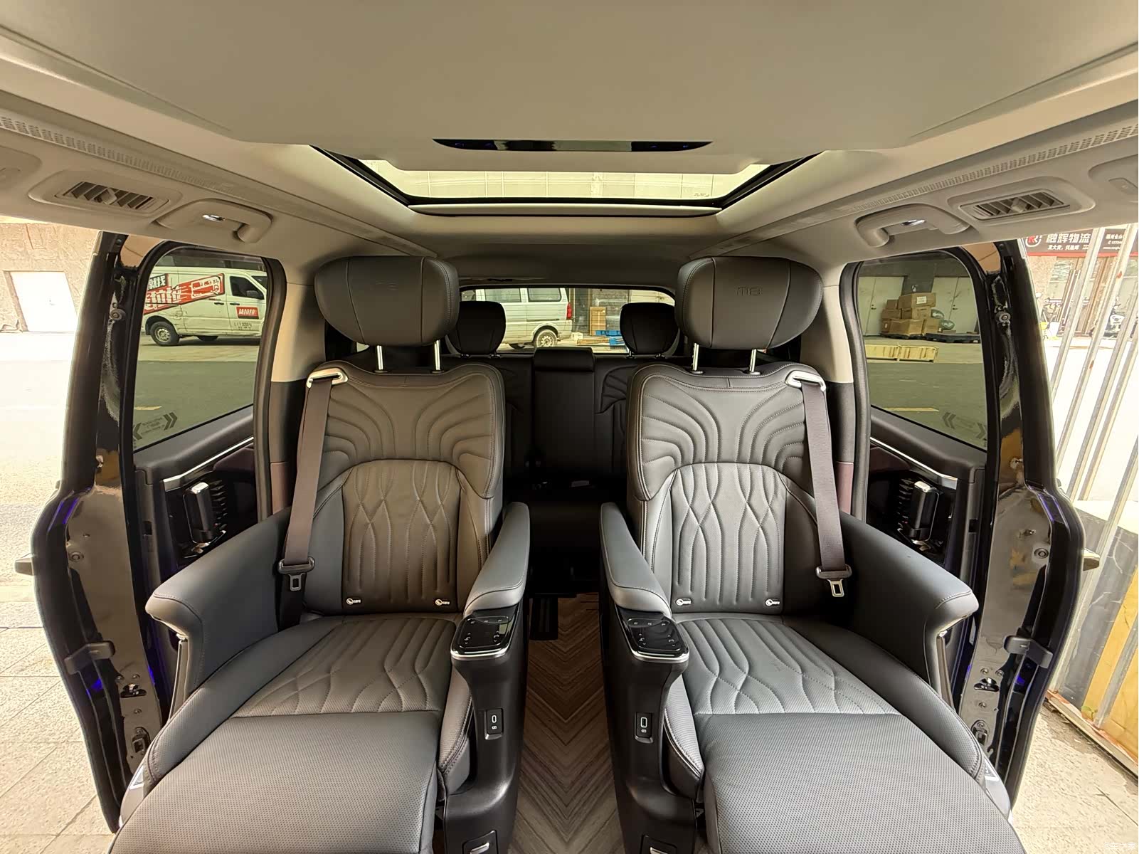Trumpchi M8, 2025 14