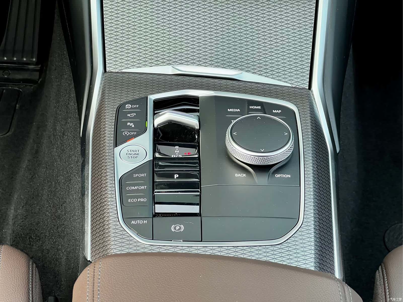 BMW 3 Series, 2024 11