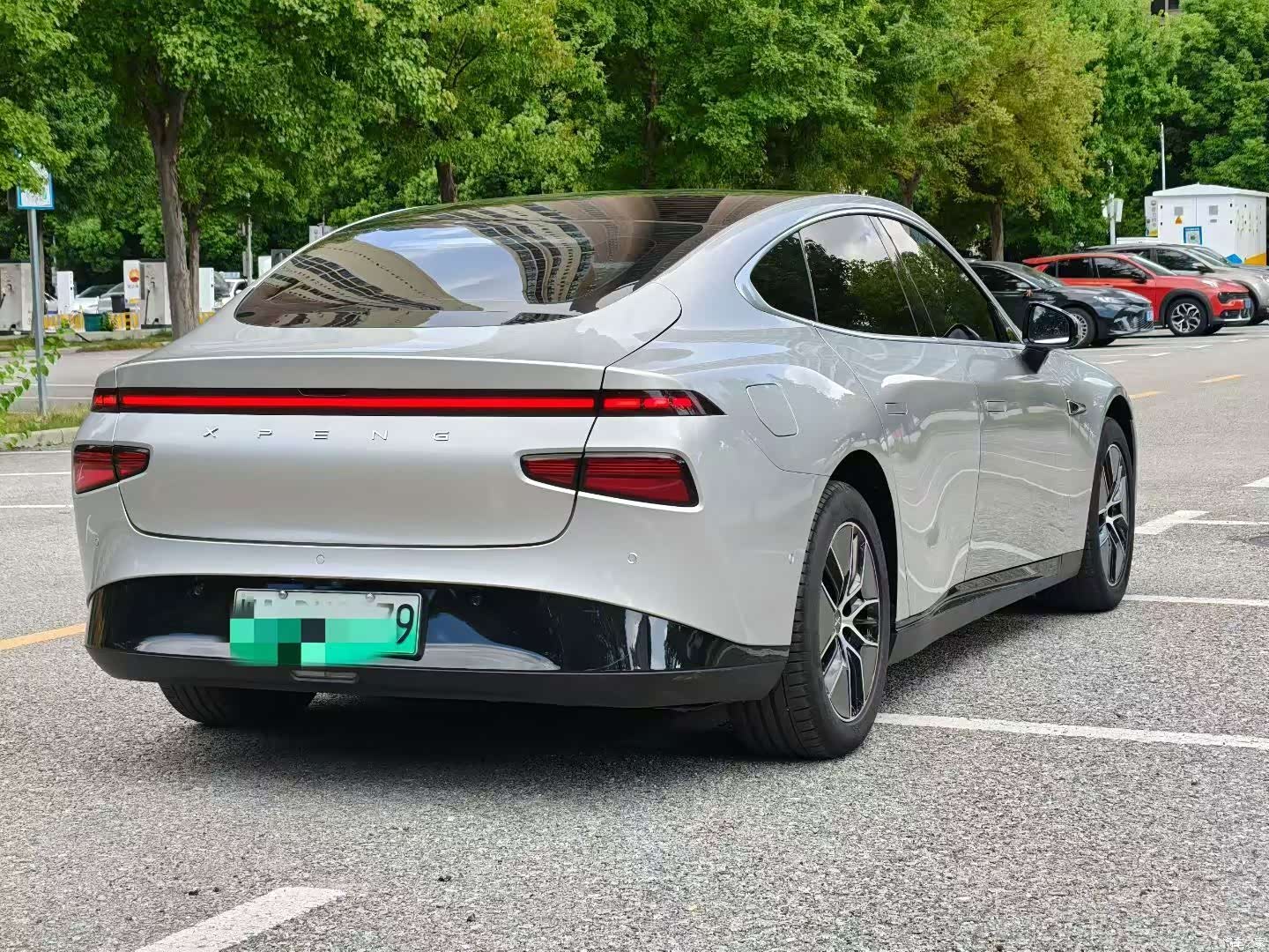 Xpeng P7, 2023 9