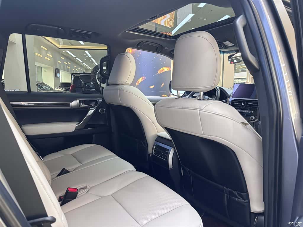 Lexus GX, 2024 14