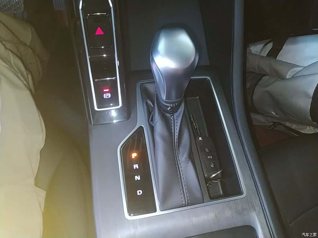 Roewe i5, 2025 14