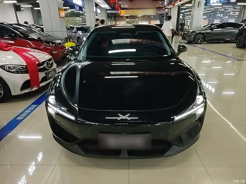 Xpeng Mona M03, 2025 3