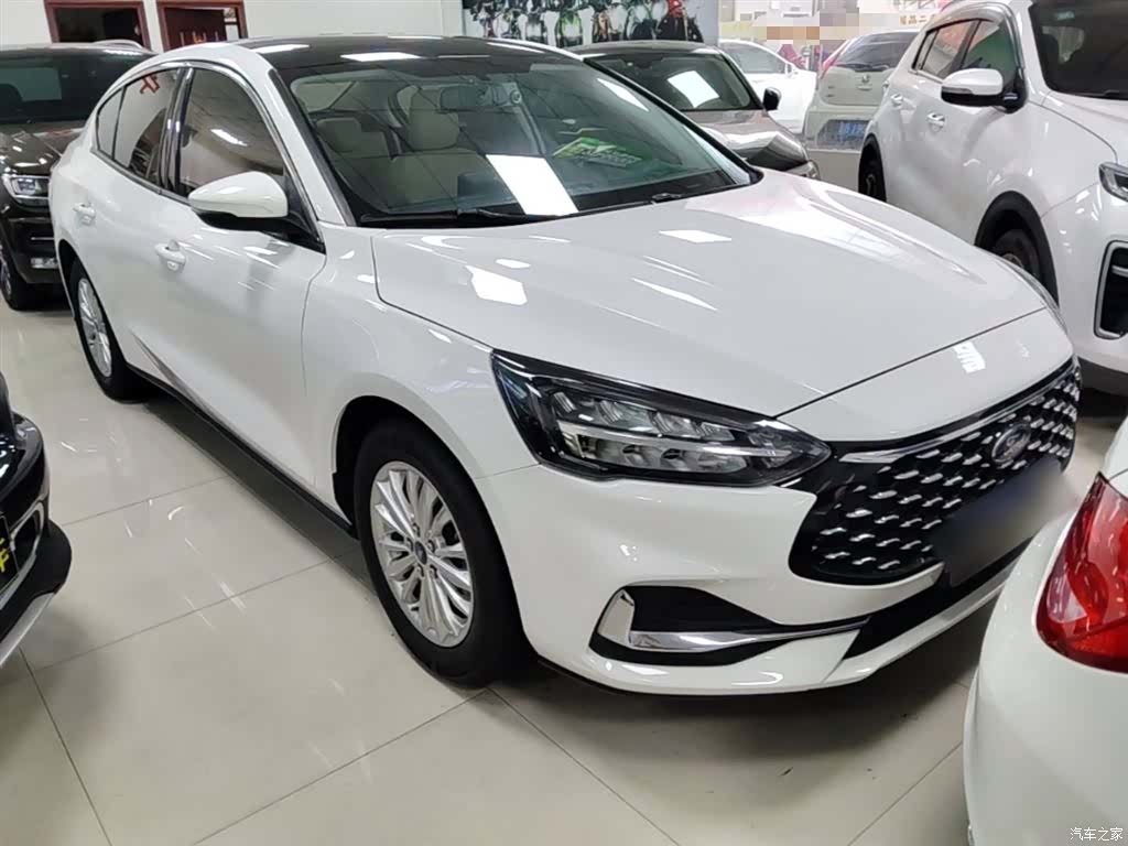 Ford Focus, 2021 4