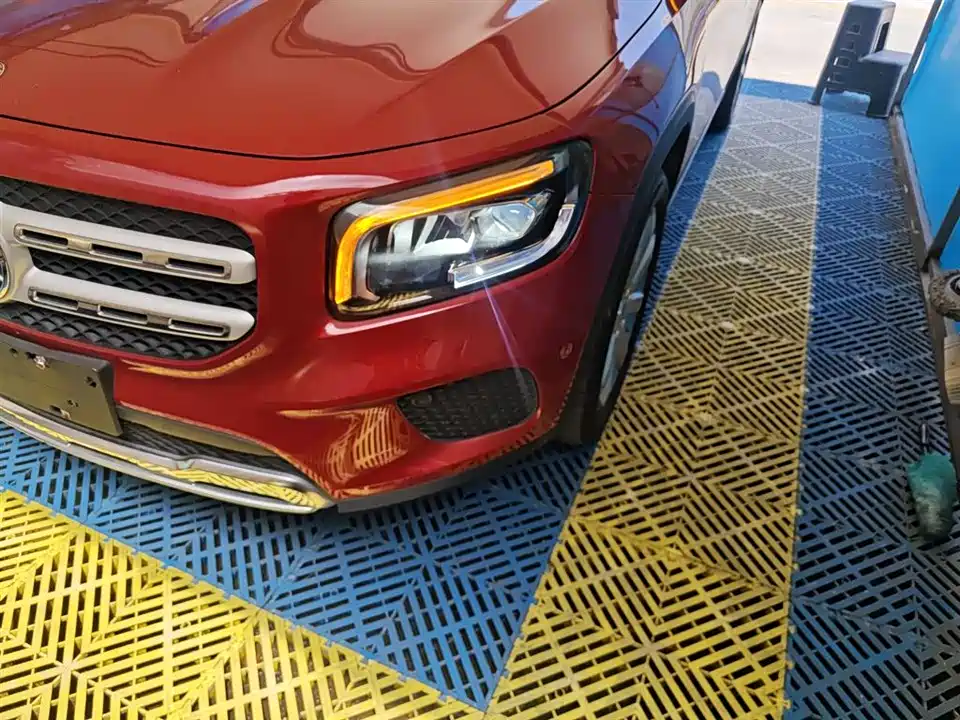 Mercedes-Benz GLB