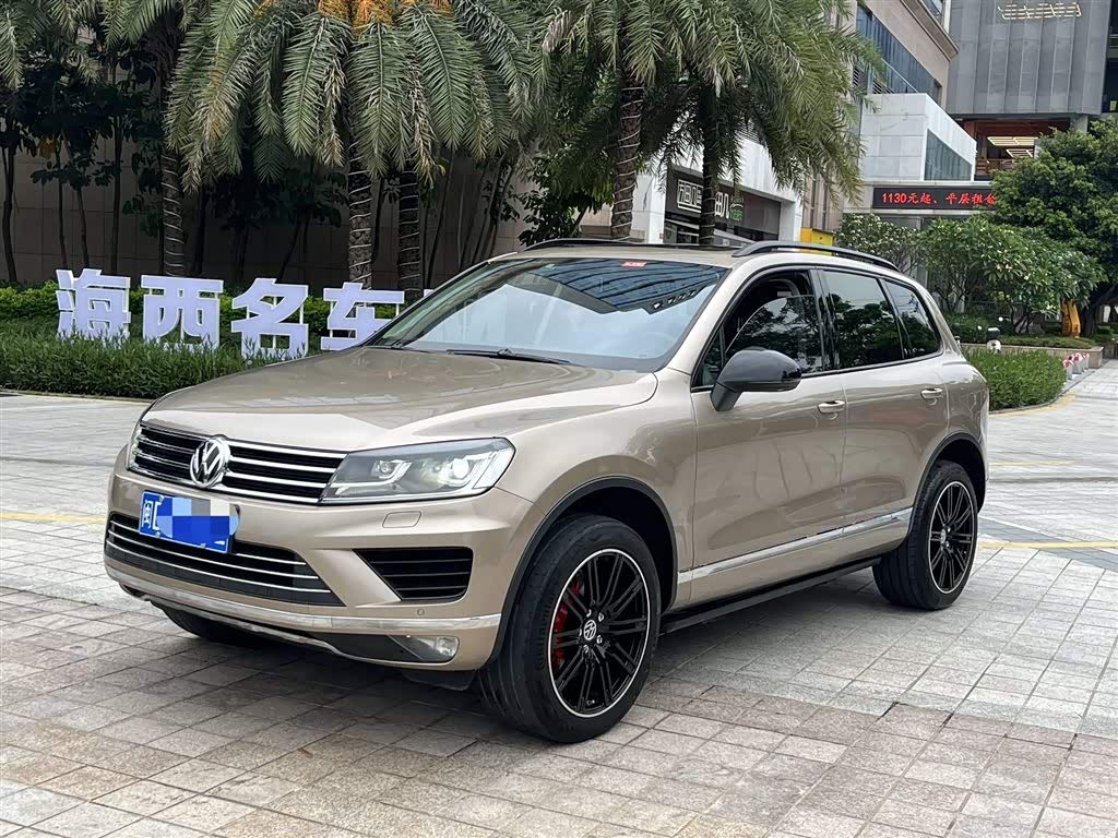Volkswagen Touareg