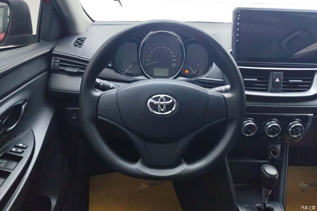 Toyota YARiS L, 2020 15