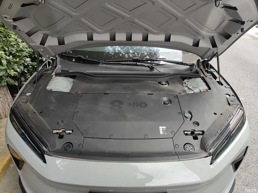 NIO ET5, 2023 11