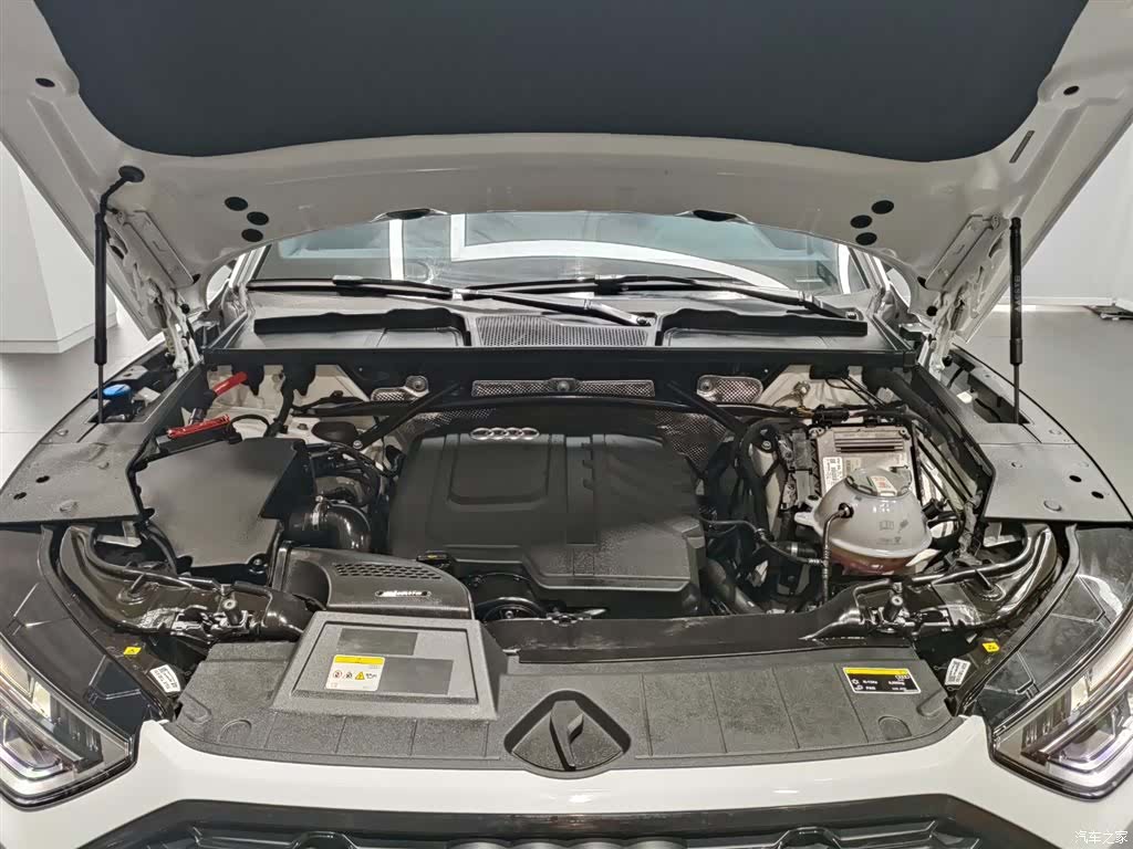 Audi Q5L, 2024 8
