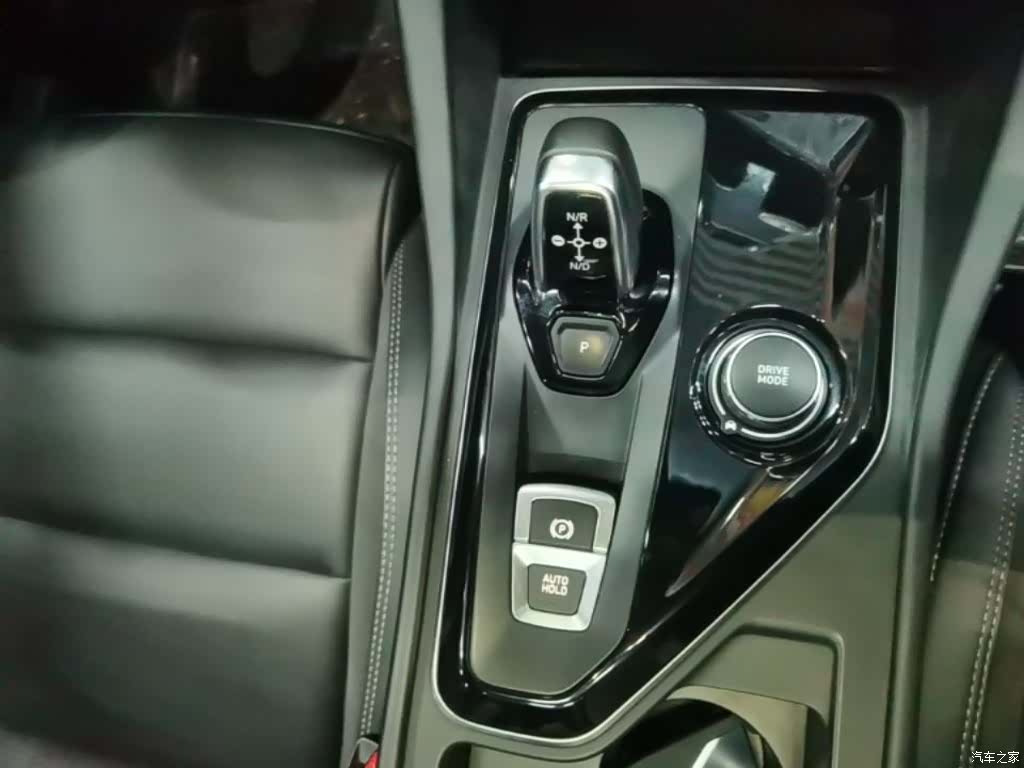 Lynk & Co 02, 2022 14