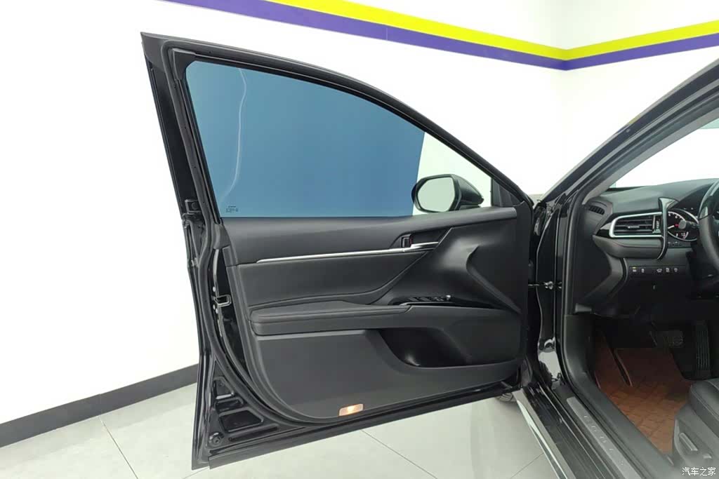 Toyota Camry, 2023 7