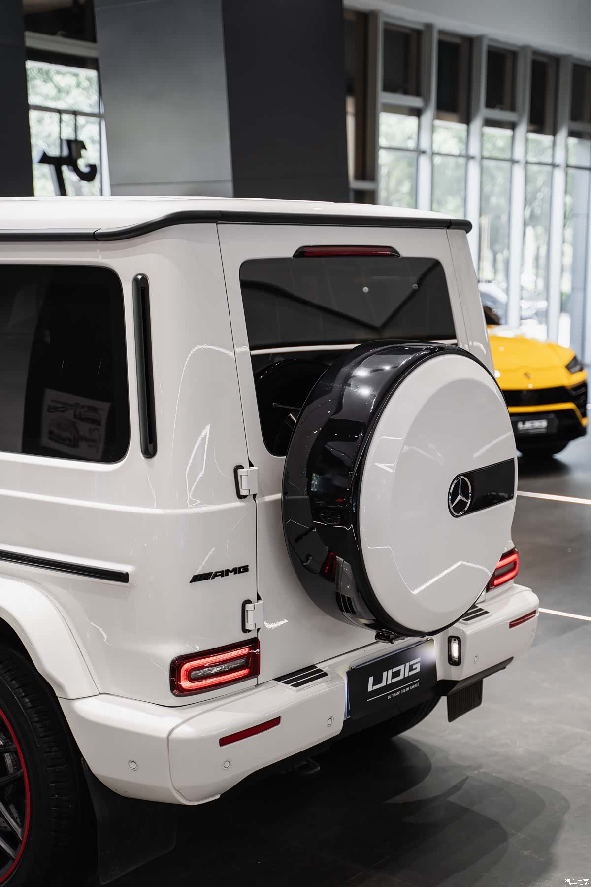 Mercedes-Benz G-Class, 2022 15