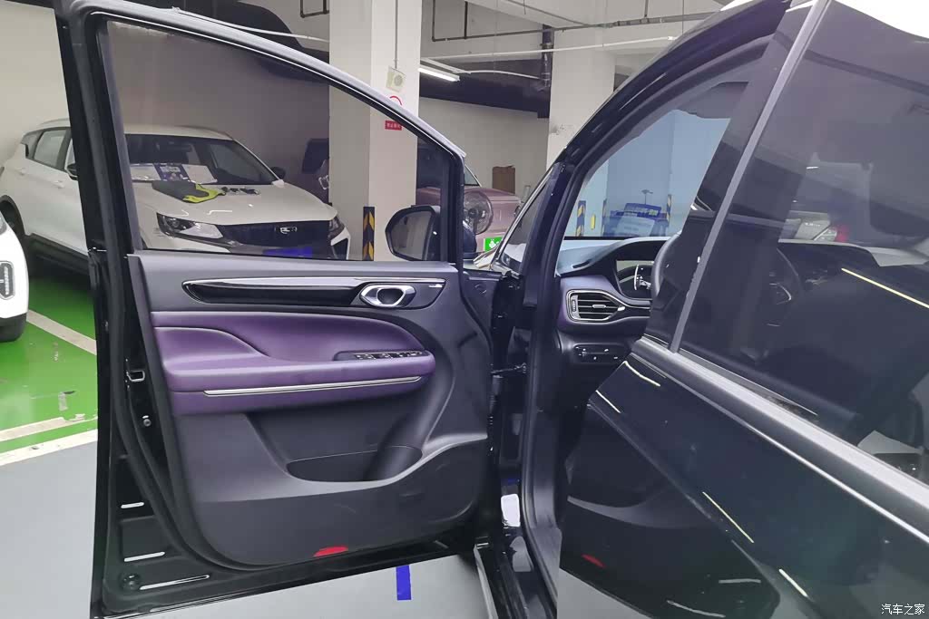Trumpchi M6, 2025 7
