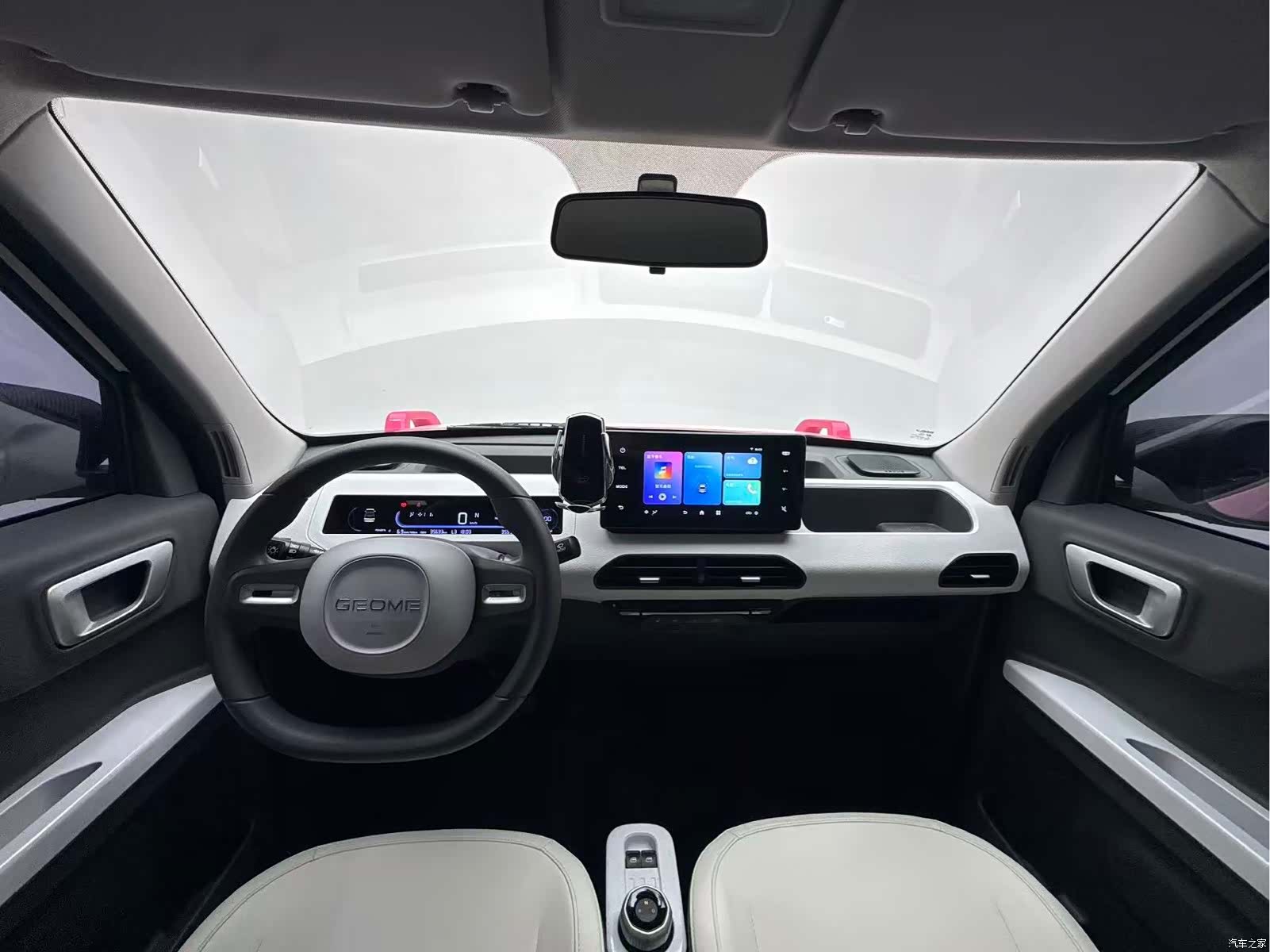 Geely Panda, 2024 4