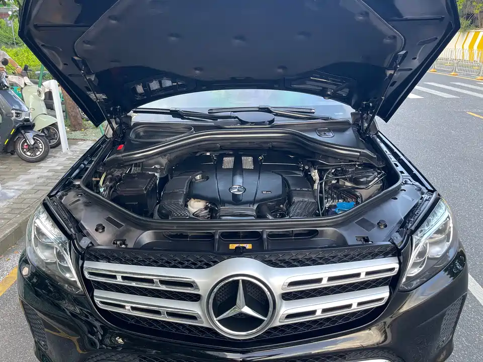 Mercedes-Benz GLS Mercedes-Benz GLS