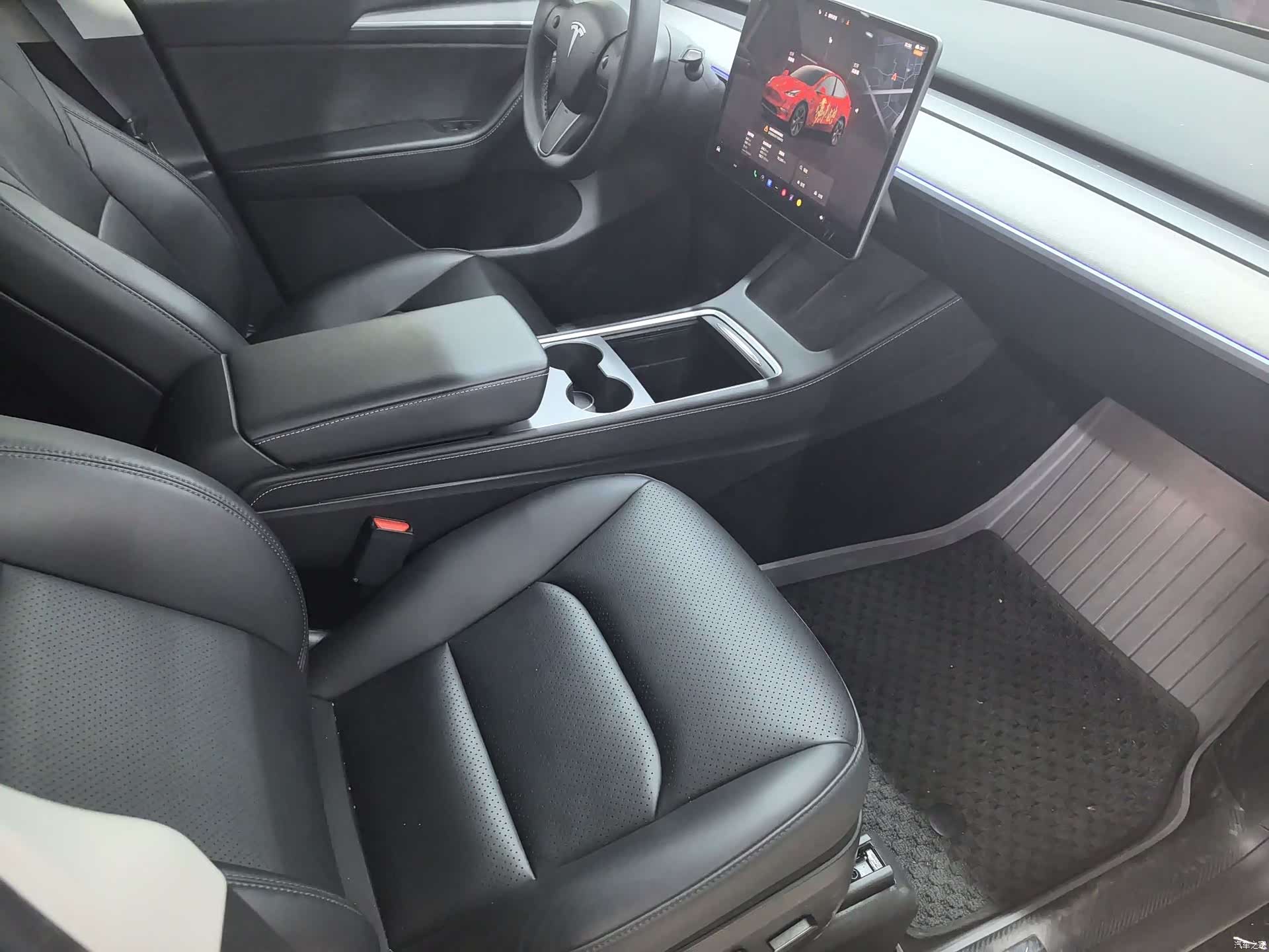 Tesla Model Y, 2023 6